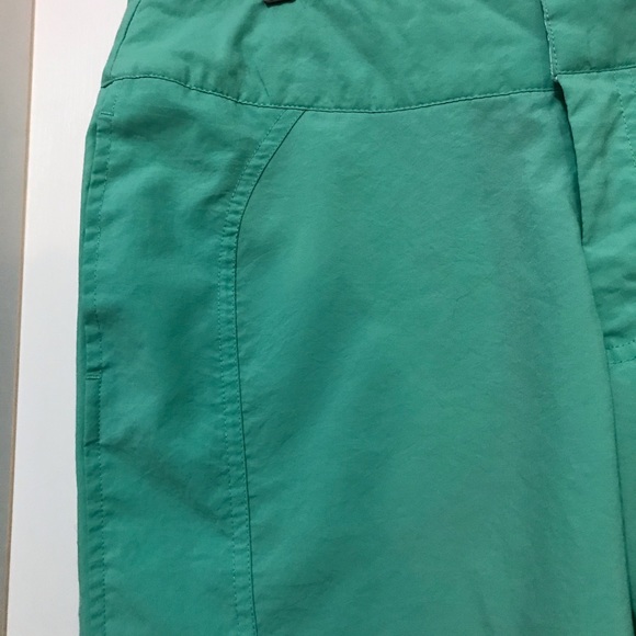 Nike Capri pants/long shorts with drawstring size 8-10 - Picture 2 of 8